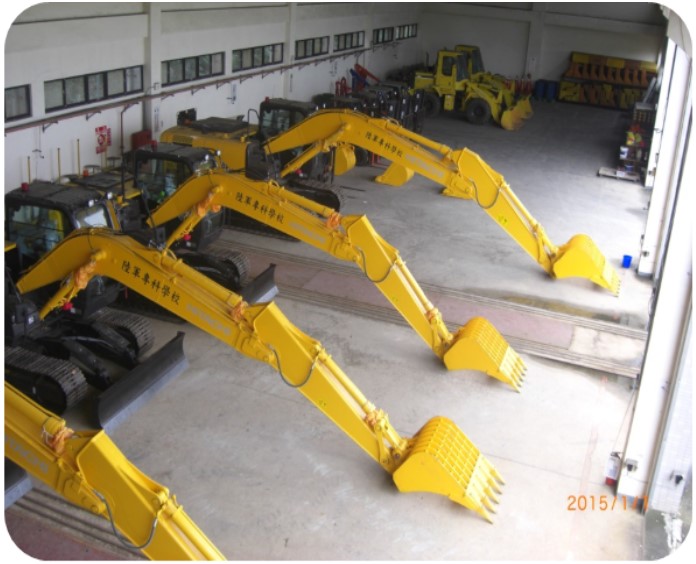 Heavy Machinery Workshop 